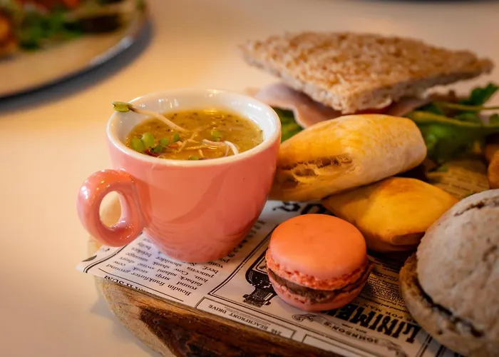 Bed & Breakfast Ouder-kind Droomzacht - Kunstkamer Epe